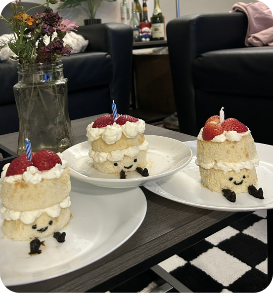 Mini jellycat themed cakes